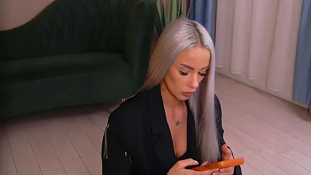 Bailey Rush online show from 05/01/26, 04:01