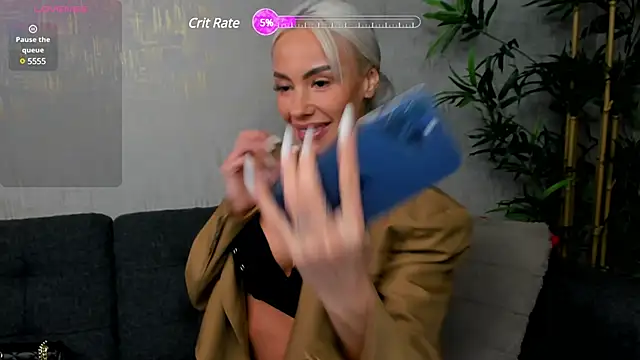Snapshot of Bailey_Rush chatting on 03/22/25, 02:03 Bailey Rush online show from 03/22/25, 02:03