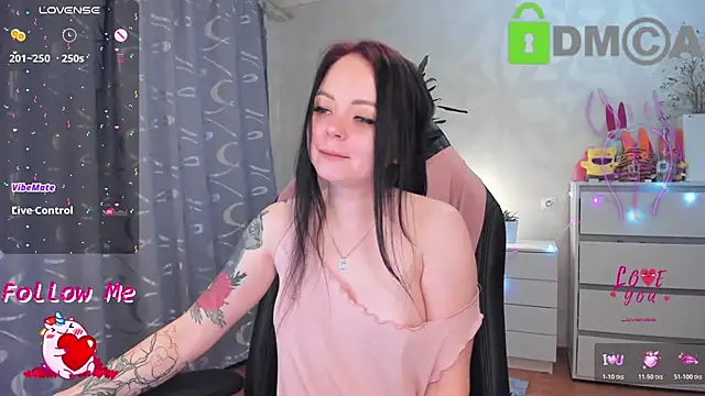 AnnyHoney  online show from 12/05/25, 08:02