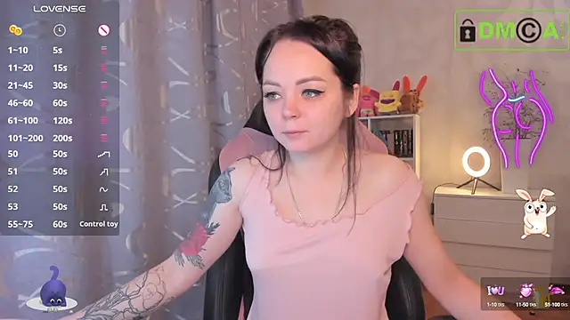 AnnyHoney  online show from 10/14/25, 09:10