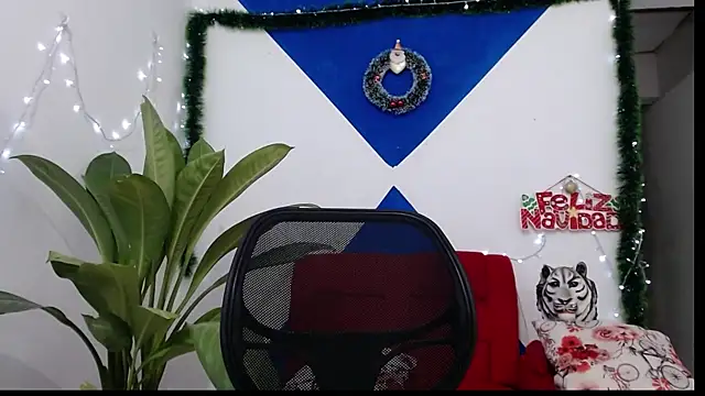 Damian64420 online show from 12/15/24, 01:13