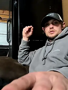 Snapshot of Midwestalpha chatting on 03/03/25, 05:58 Midwestalpha online show from 03/03/25, 05:58