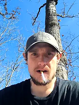 Snapshot of Midwestalpha chatting on 02/25/25, 08:00 Midwestalpha online show from 02/25/25, 08:00