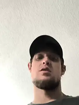 Snapshot of Midwestalpha chatting on 02/18/25, 12:59 Midwestalpha online show from 02/18/25, 12:59