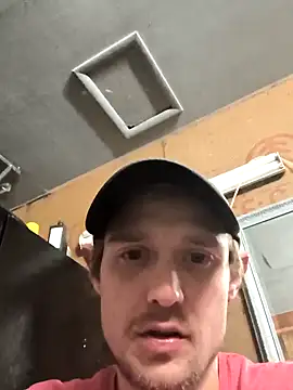 Snapshot of Midwestalpha chatting on 01/16/25, 06:56 Midwestalpha online show from 01/16/25, 06:56