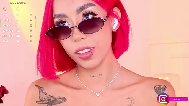 Mely-taylor online show from 11/21/25, 09:14