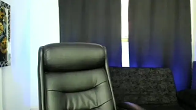 jhonnysnow17 online show from 04/26/26, 11:13