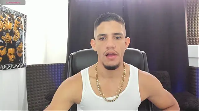 jhonnysnow17 online show from 05/26/26, 02:26