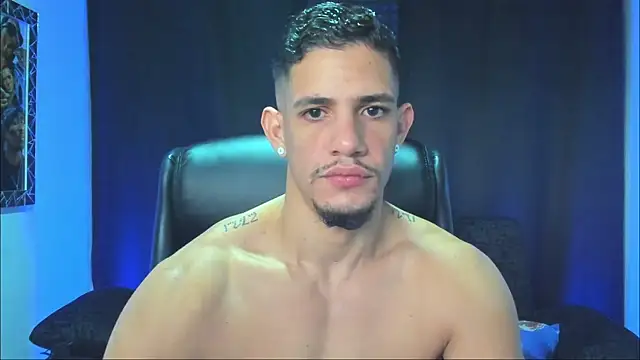 jhonnysnow17 online show from 11/14/25, 08:23