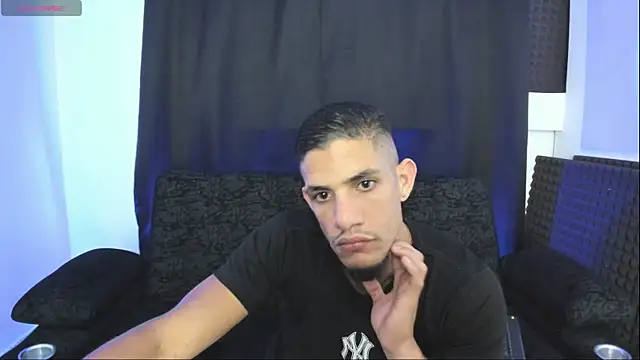 jhonnysnow17 online show from 05/15/26, 08:45