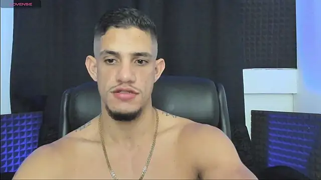 jhonnysnow17 online show from 06/05/26, 06:52