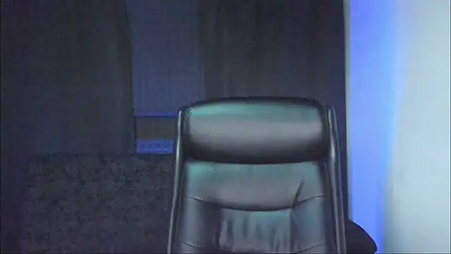 jhonnysnow17 online show from 11/13/25, 04:22