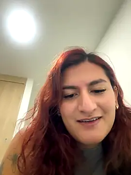 Snapshot of ari_artis chatting on 10/09/25, 03:18 ari artis online show from 10/09/25, 03:18