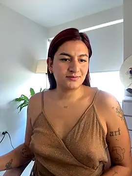 Snapshot of ari_artis chatting on 09/21/25, 04:34 ari artis online show from 09/21/25, 04:34