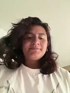 Snapshot of ari_artis chatting on 01/24/25, 06:14 ari artis online show from 01/24/25, 06:14