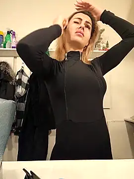 TiffanyMaze online show from 03/13/26, 07:24