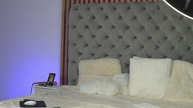 TiffanyMaze online show from 04/29/26, 04:05