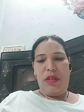 Snapshot of Poojabhabi101 chatting on 07/03/26, 05:36 Poojabhabi101 online show from 07/03/26, 05:36