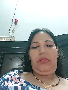 Snapshot of Poojabhabi101 chatting on 09/15/25, 05:30 Poojabhabi101 online show from 09/15/25, 05:30