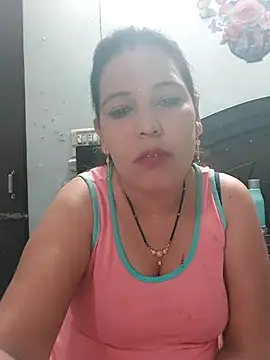 Poojabhabi101 online show from 04/01/26, 06:04