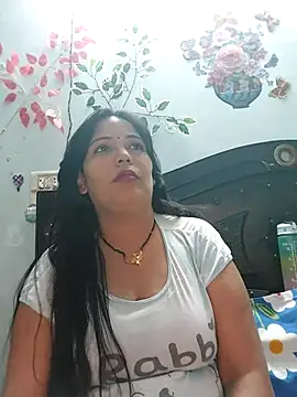 Poojabhabi101 online show from 11/10/25, 06:18