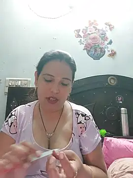 Poojabhabi101 online show from 05/24/26, 05:29