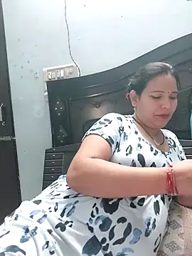 Poojabhabi101 online show from 05/07/26, 05:11