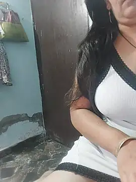 Poojabhabi101 online show from 05/19/26, 05:36