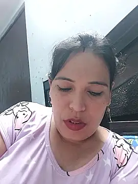 Poojabhabi101 online show from 06/04/26, 06:07
