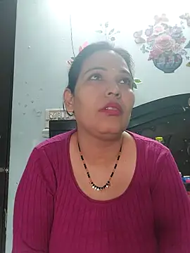 Poojabhabi101 online show from 12/23/25, 05:29