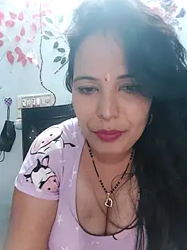 Snapshot of Poojabhabi101 chatting on 10/22/25, 07:30 Poojabhabi101 online show from 10/22/25, 07:30