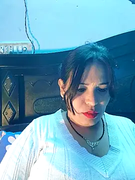 Poojabhabi101 online show from 02/04/26, 06:08