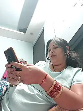 Poojabhabi101 online show from 03/30/26, 07:32