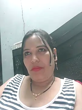 Poojabhabi101 online show from 03/24/26, 06:24