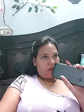 Poojabhabi101 online show from 10/27/25, 06:58