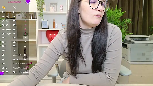 SelineSole online show from 03/24/26, 04:07