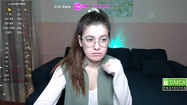 Snapshot of Aminabeatris chatting on 12/18/25, 06:29 Aminabeatris online show from 12/18/25, 06:29