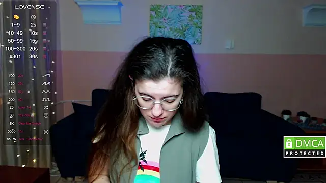 Snapshot of Aminabeatris chatting on 11/08/25, 06:28 Aminabeatris online show from 11/08/25, 06:28