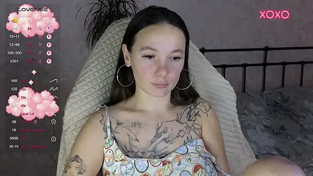 lil luna x online show from 11/15/25, 08:02