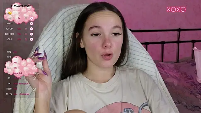 lil luna x online show from 11/01/25, 06:46