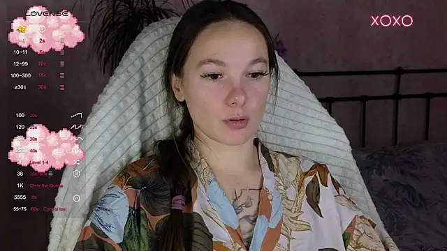 lil luna x online show from 11/13/25, 10:24