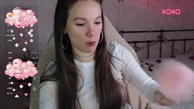 Snapshot of lil_luna_x chatting on 02/14/26, 03:12 lil luna x online show from 02/14/26, 03:12