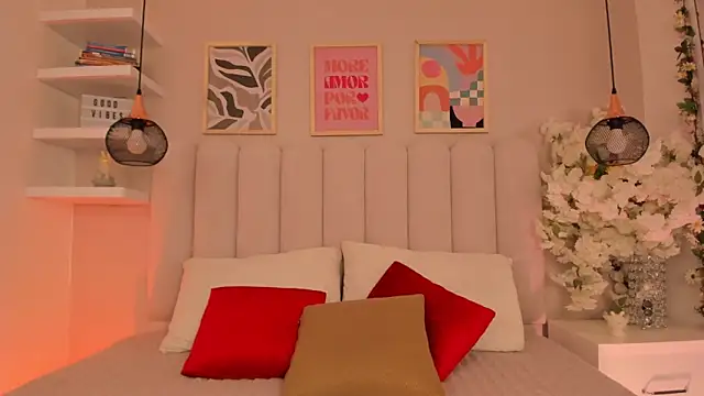 cute  cherry  online show from 02/12/26, 08:19