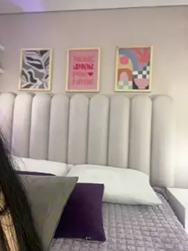 Snapshot of cute__cherry_ chatting on 09/17/25, 08:33 cute cherry online show from 09/17/25, 08:33