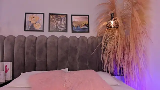 cute  cherry  online show from 04/10/26, 08:27