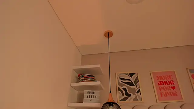 cute  cherry  online show from 12/17/25, 08:25