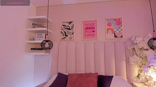 cute  cherry  online show from 11/14/25, 09:07