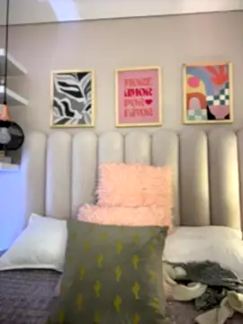 cute  cherry  online show from 11/24/25, 08:31