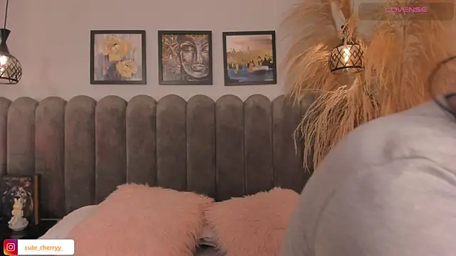 cute  cherry  online show from 05/08/26, 08:23
