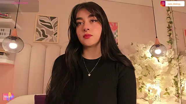 cute  cherry  online show from 11/12/25, 08:45